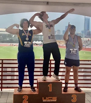 Caden Reagan competing